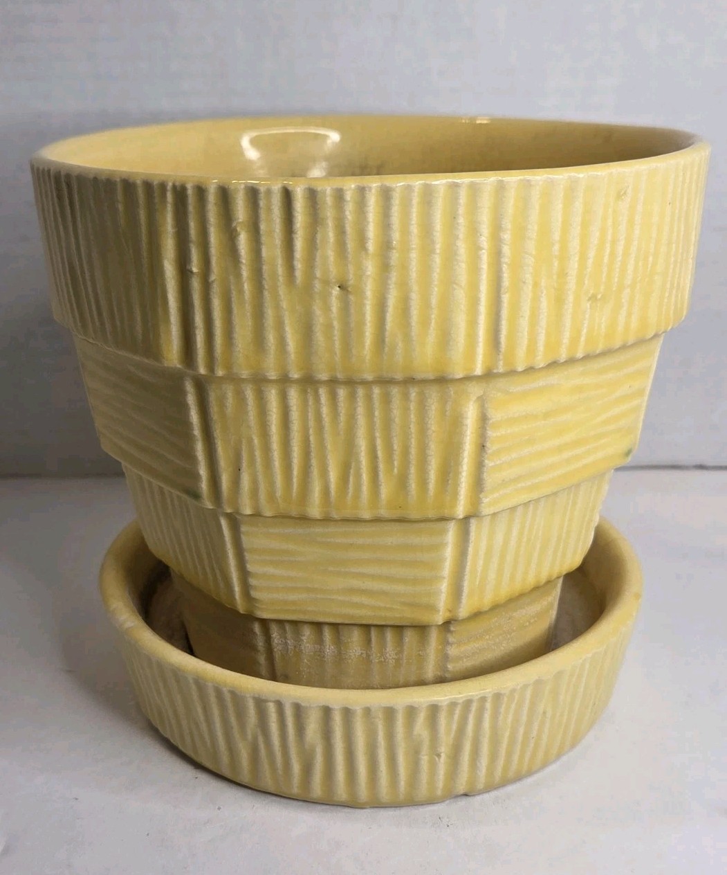 Vtg McCoy Pottery USA Basket Weave Flower Pot Planter Saucer 1950’s Yellow 6″