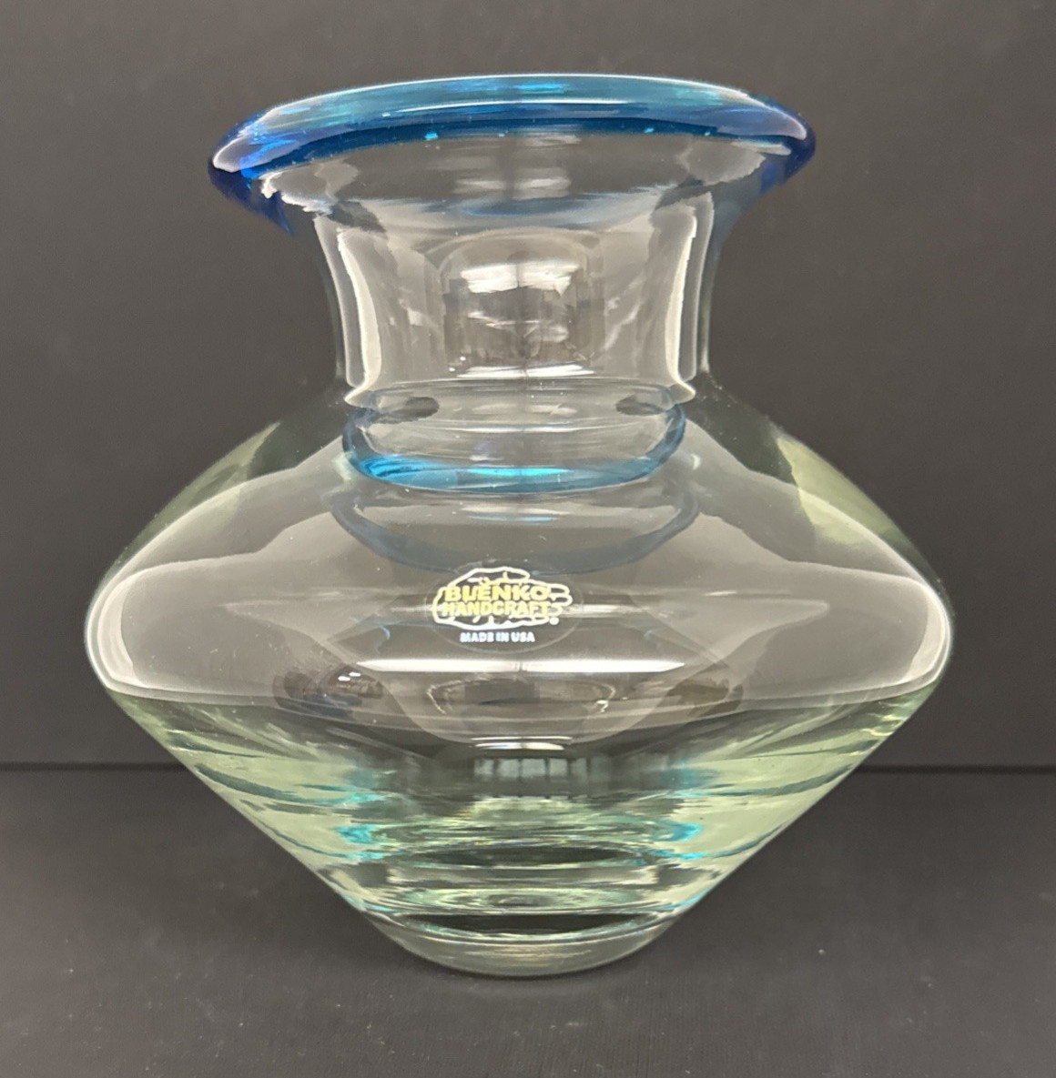 Blenko Glass Good Morning America Vase with Float Ball – Variation