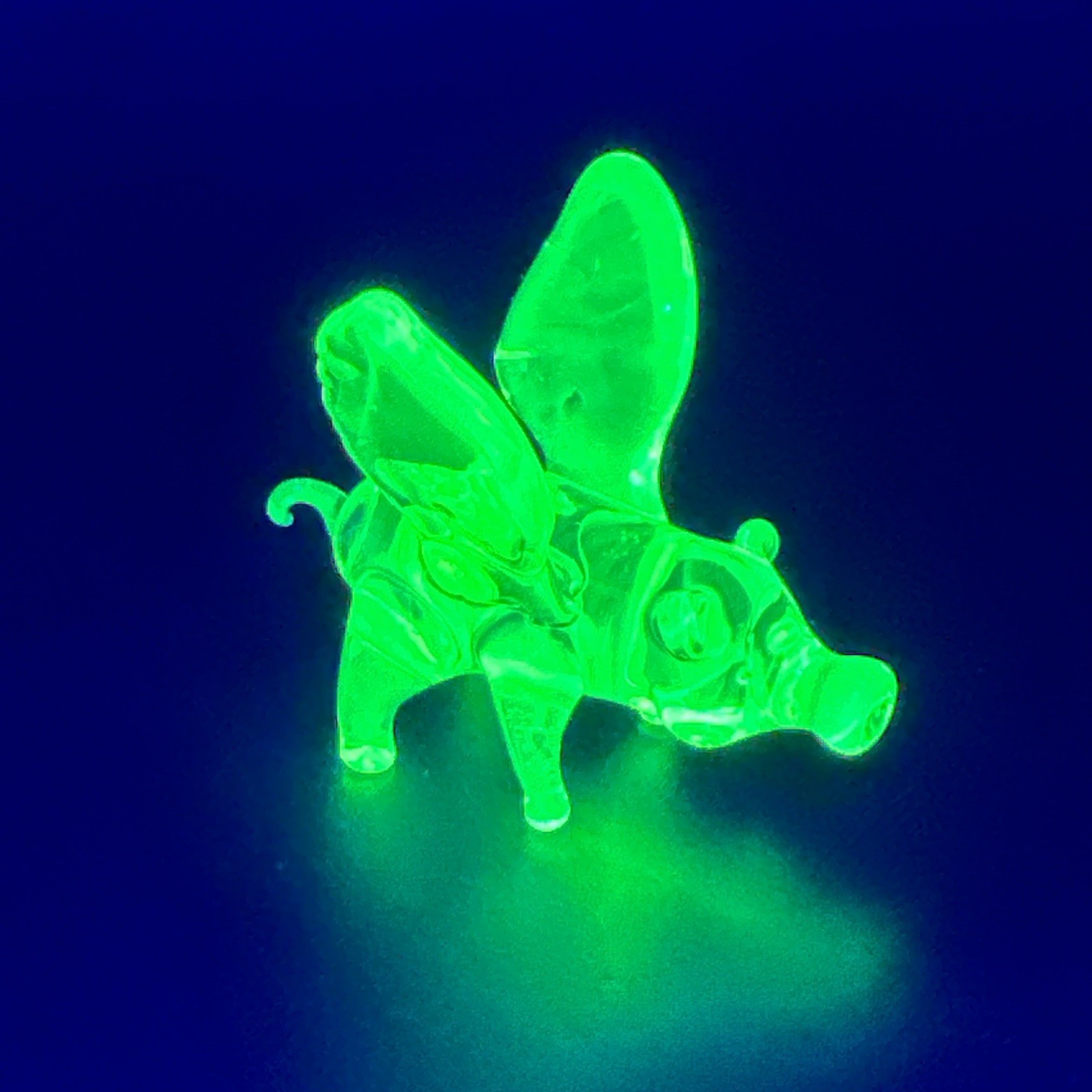 Handblown Uranium Art Glass Flying Pig Figurine Borosilicate Ion Green UV Glow