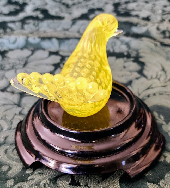 Murano, Italy early 50’s Canary Sommerso Studio Bubbles+5 inches long-Rare