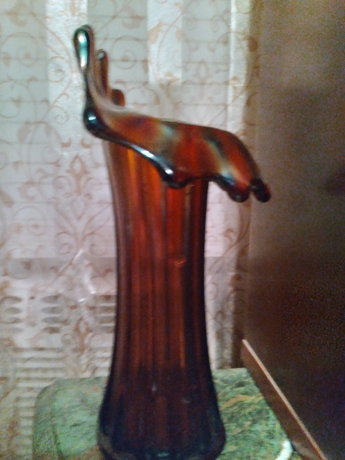 Westmoreland Corinth JIP vase
