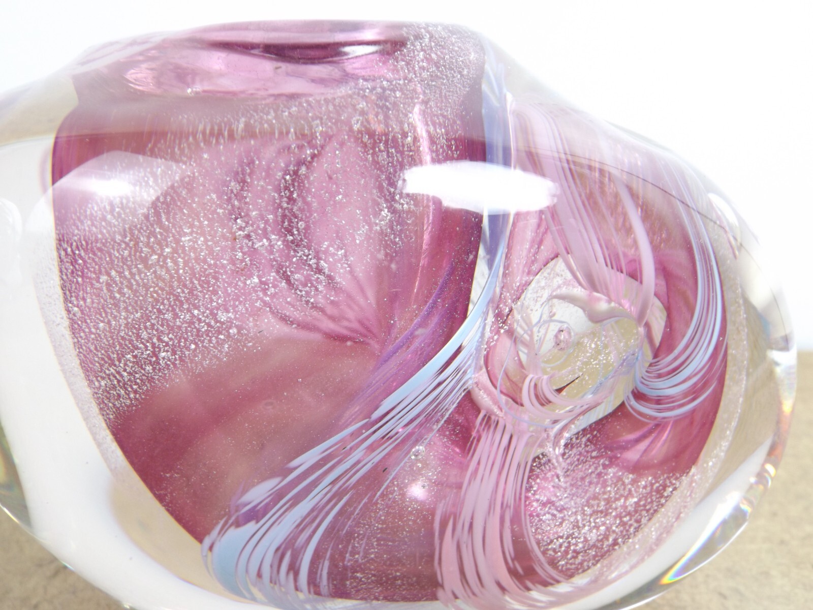 Lisa Leydon Art Glass Shell Vase Paperweight Pink Signed