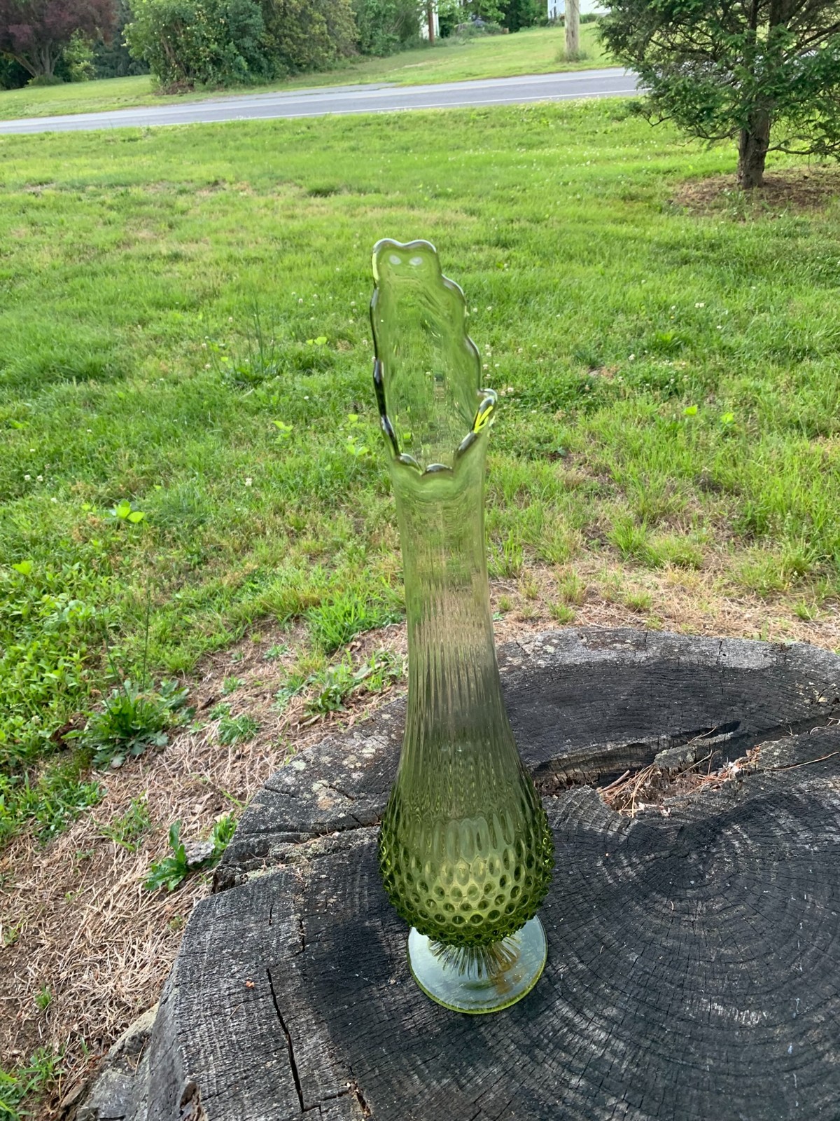 Fenton Colonial Green 22″ Swung Vase Glass MCM 1960’s Footed Hobnail Stretch VTG