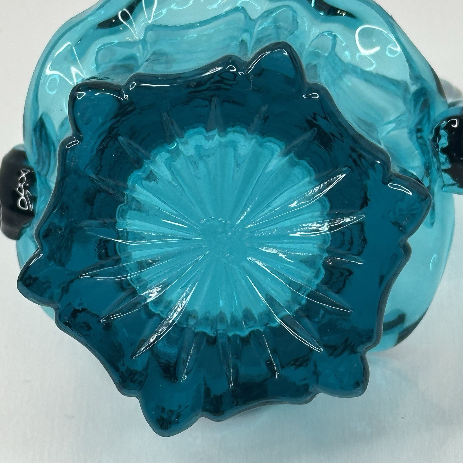 Vintage Fenton Minature Glass Basket Teal Approx. 4″ x 3″ Starburst Bottom