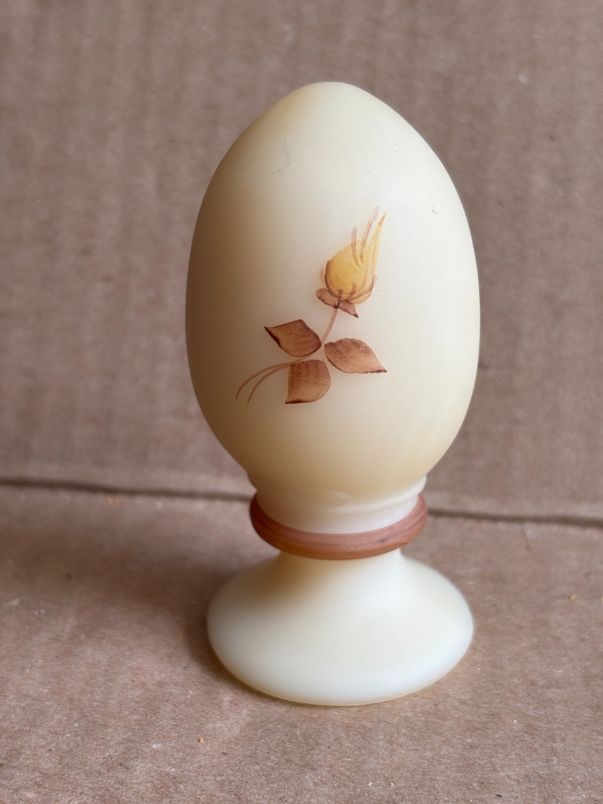 FENTON Custard Art Glass Egg Floral Design Signed By V Fielder