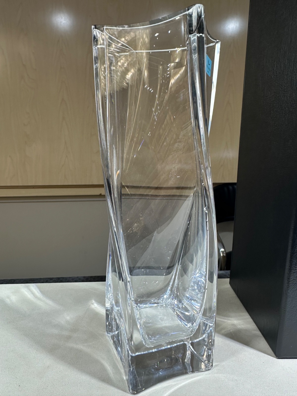 Hoya Japan Twisted Elysian Crystal Vase