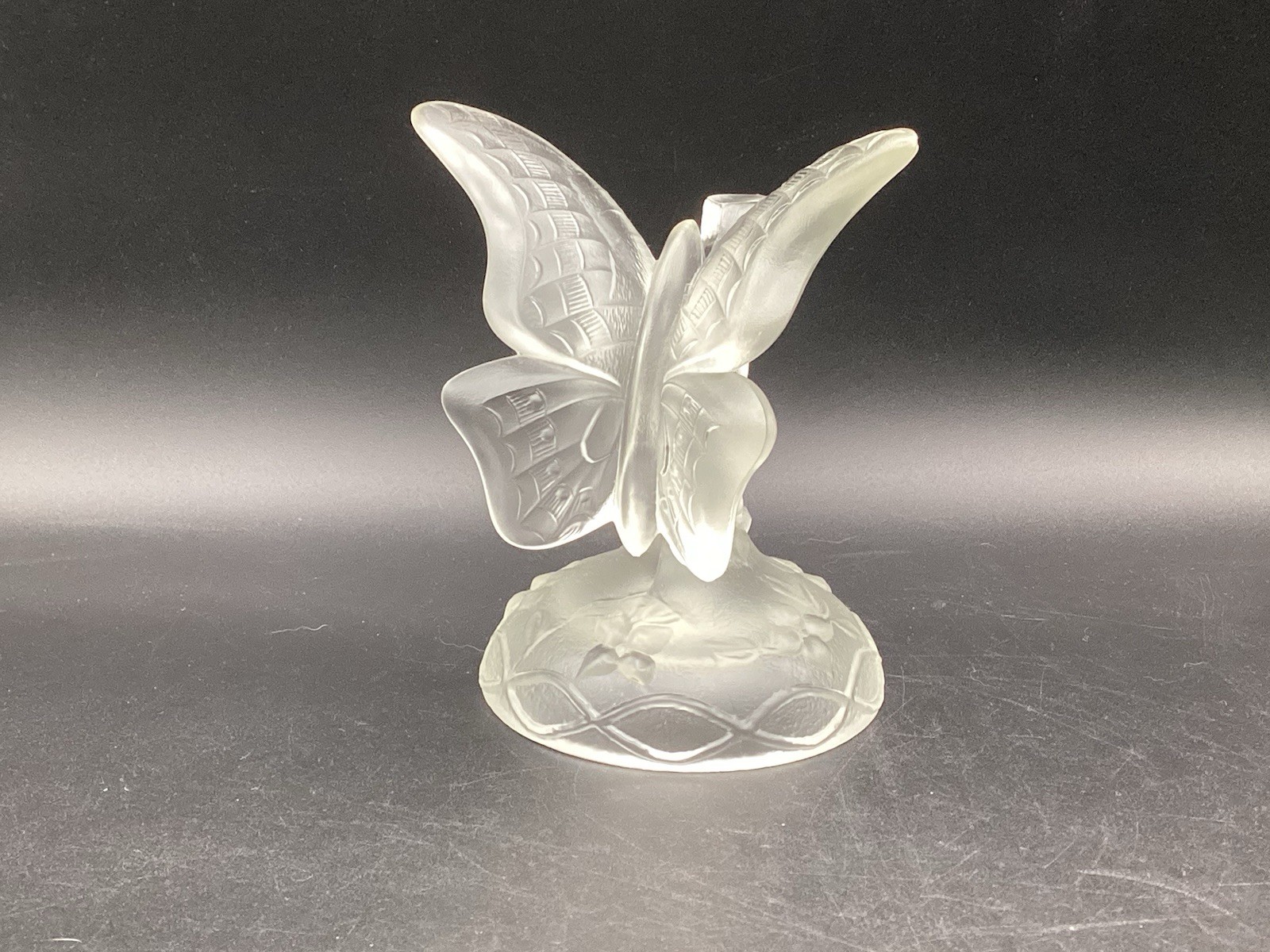 Vintage Fenton Frosted Butterfly Ring Holder, Figurine