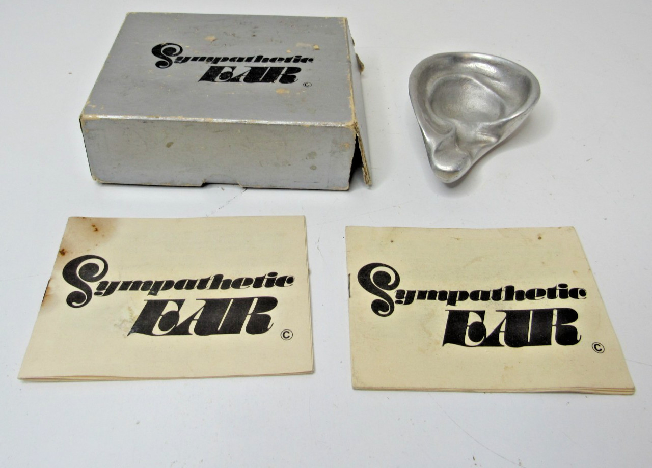 Rare Vintage Unique Sympathetic Ear – Aluminum Ash Tray Trinket Dish #A1