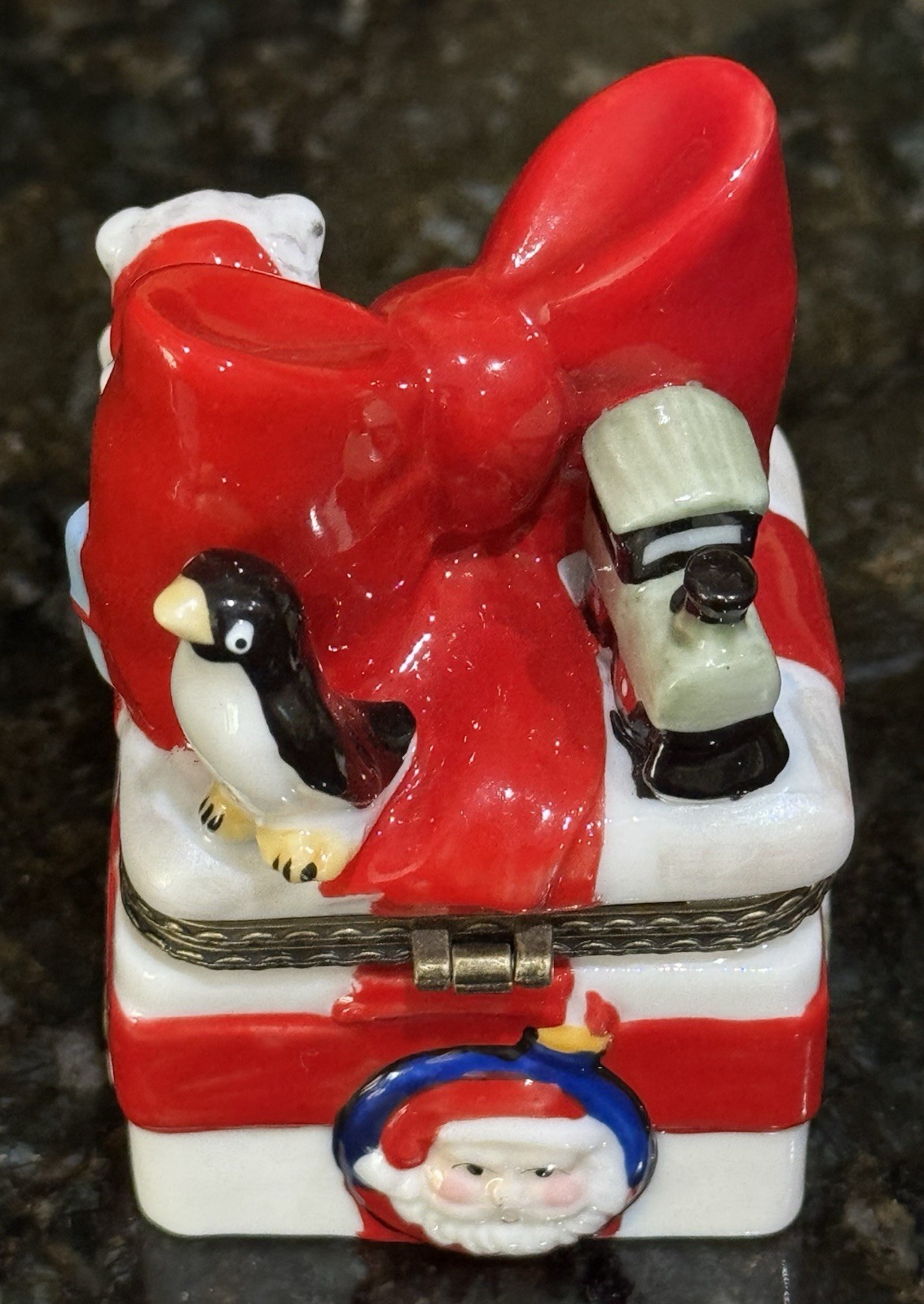 Villeroy & Boch Porcelain Hinged Trinket Jewelry Box Merry Xmas Animals & Toys