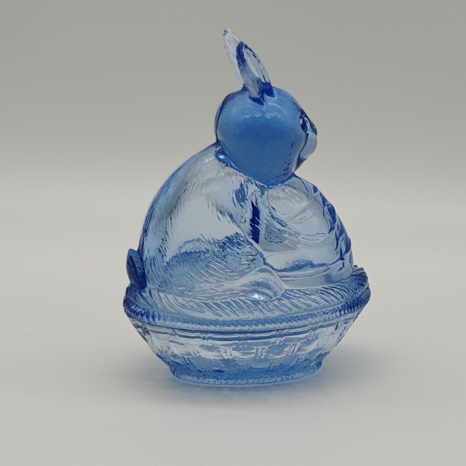 Glass Blue Bunny Rabbit On A Nest Holding An Egg Basket Weave 6” Tall NICE