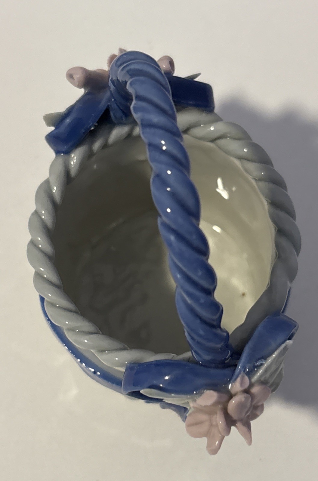 2 Vintage Mini Blue Ceramic Baskets Flower Embellishments & Braided Handle 3.5″H