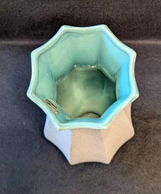 MCM Vintage 14″ Royal Haeger 472 White Matte Spatter Glaze Vase Aqua Interior