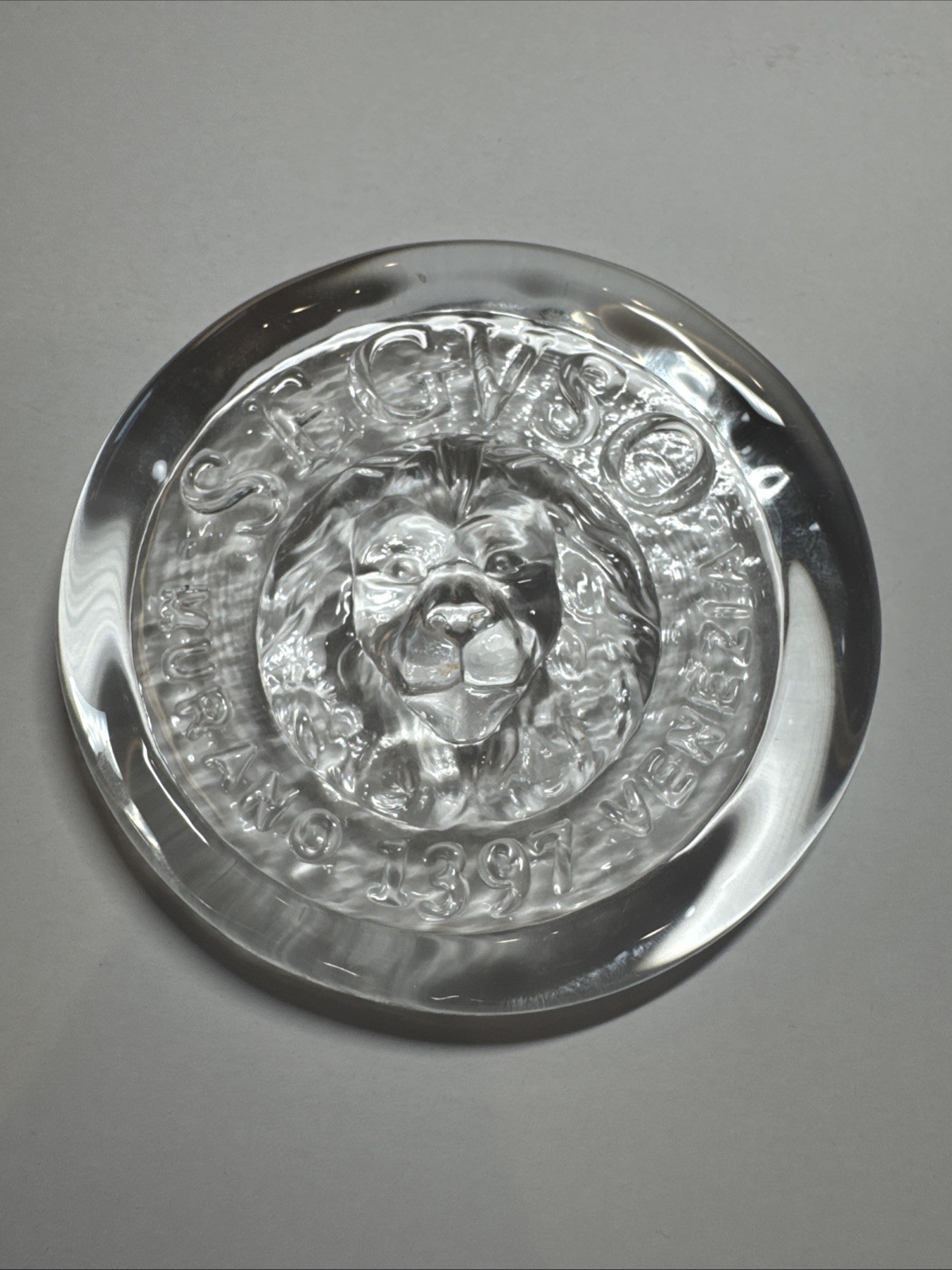 Seguso Vetri d’Arte Murano Clear Cast Glass Lion Paperweight / Seal