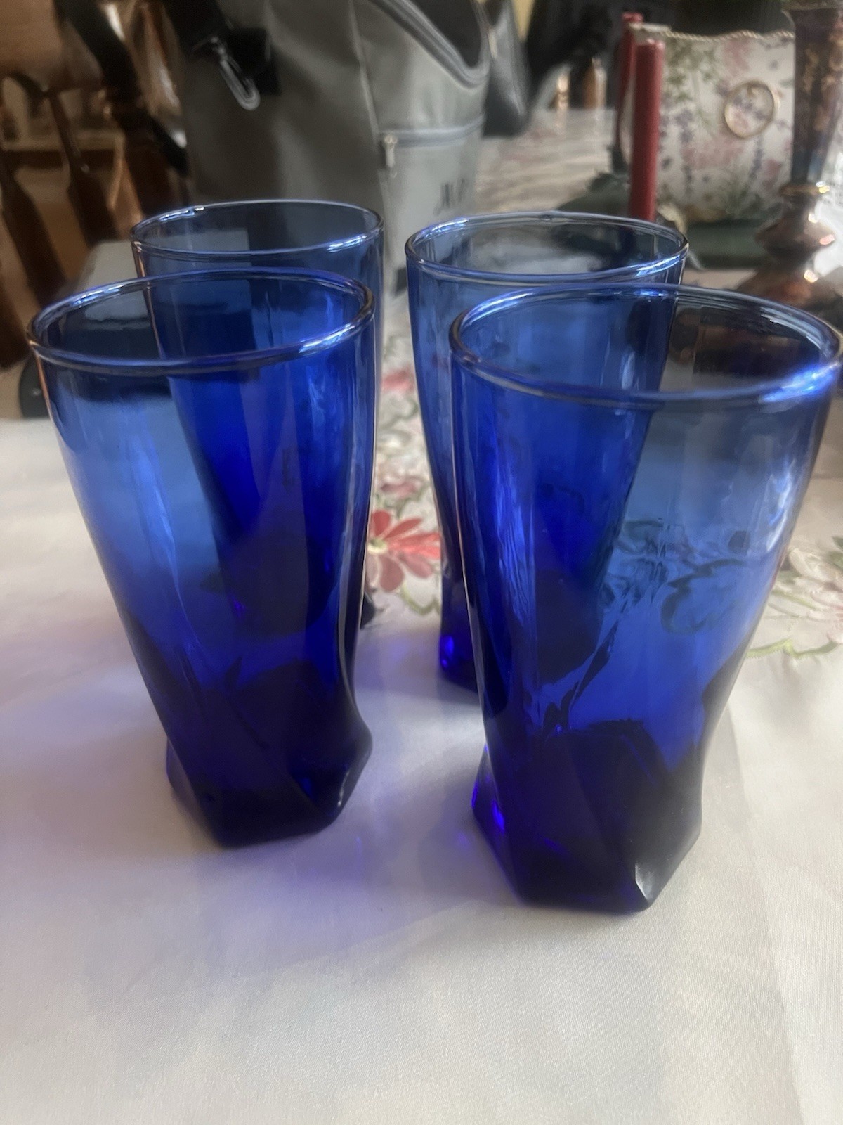 Lot Of 4 Vintage Cobalt Blue Highball Cocktail Glasses Curved Bottom 10 oz. 6″