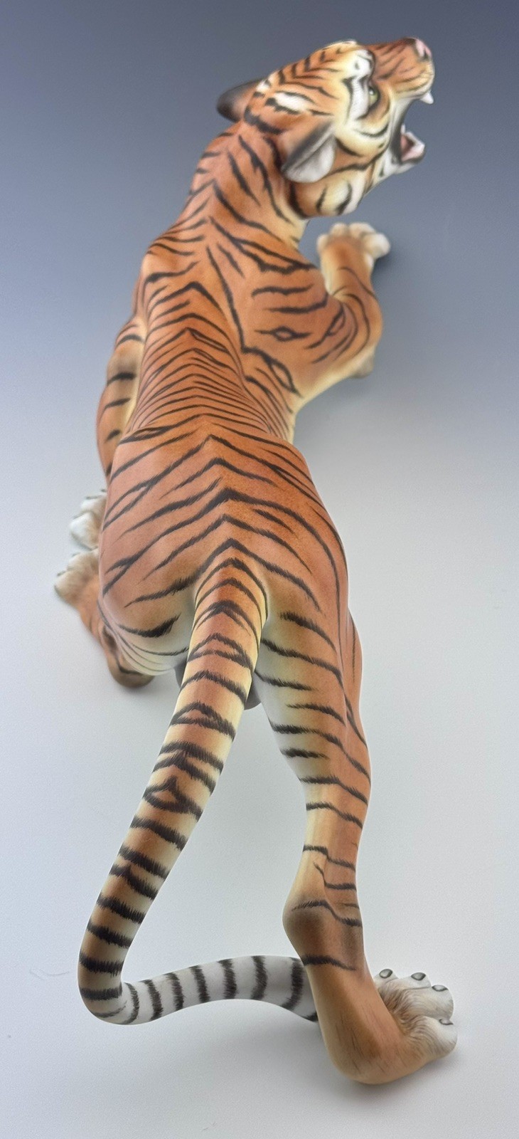 🦋 MINT HEREND Large 18” TIGER Cat Natural Figurine $2,608 Retail Artist Signed