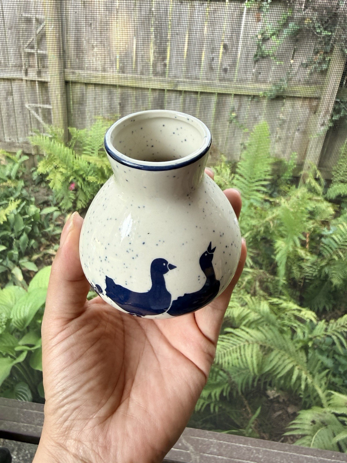Cute VTG Ceramic Speckled Duck Bud Vase Cream & Blue Glossy Finish, 3.5 in Tall