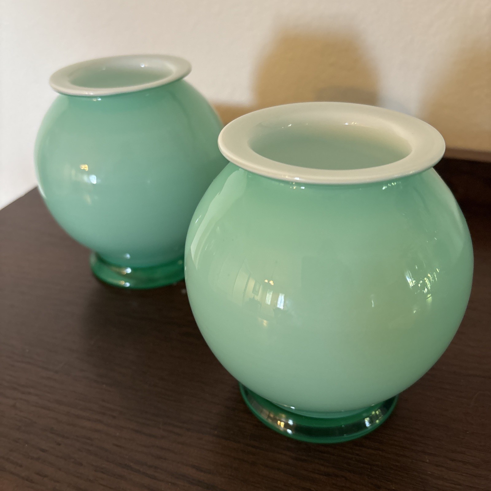 2 Handcrafted Cased Glass Vase Seafoam Green White Interior 4.5” Round MINT COND