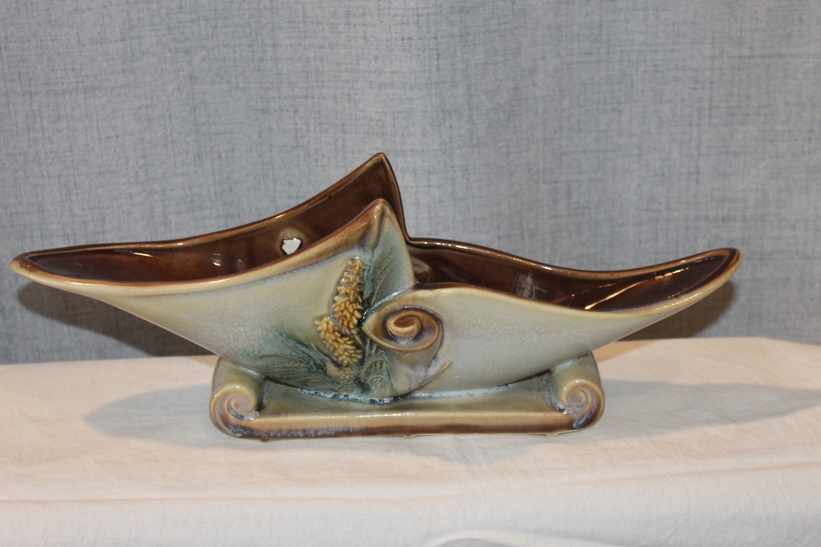 Hull Pottery Parchment and Pine Console Bowl Pinecones Vintage