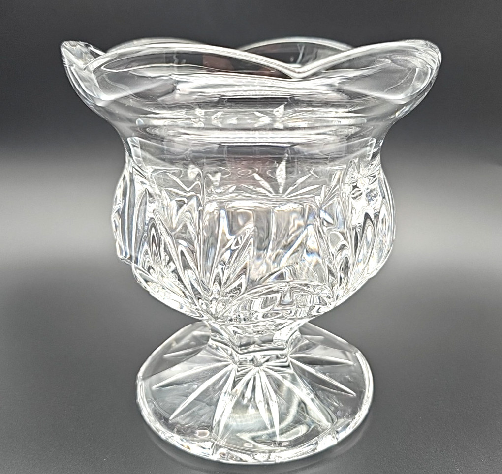 Vintage Heavy Lead Crystal Bud Vase 5″ Scalloped Rim Starburst Pedestal CutClear