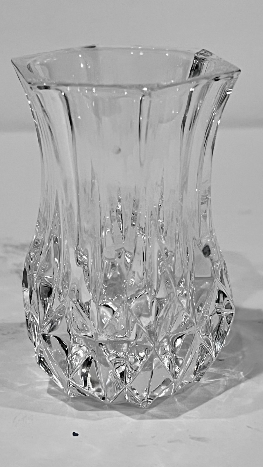 Cristal D’Arques-Durand Longchamp Cllear Violet Vase