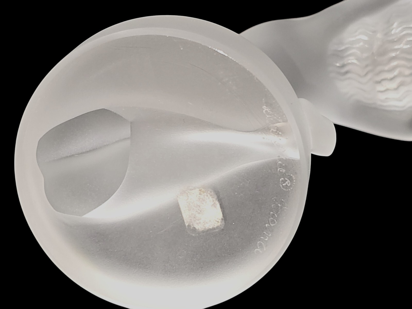 LALIQUE 5 3/8″ TALL CHRYSIS HOOD ORNAMENT PAPERWEIGHT
