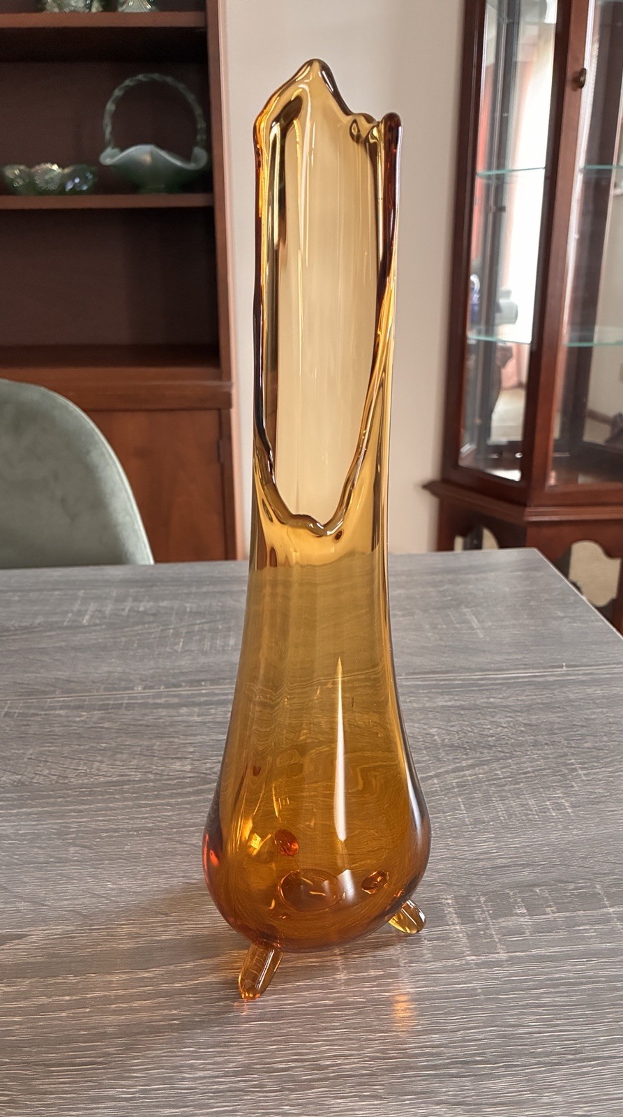 Vtg LE Smith Amber Glass Smoothie Swung Vase 13” Wide Mouth Fat Bottom 3 Toe