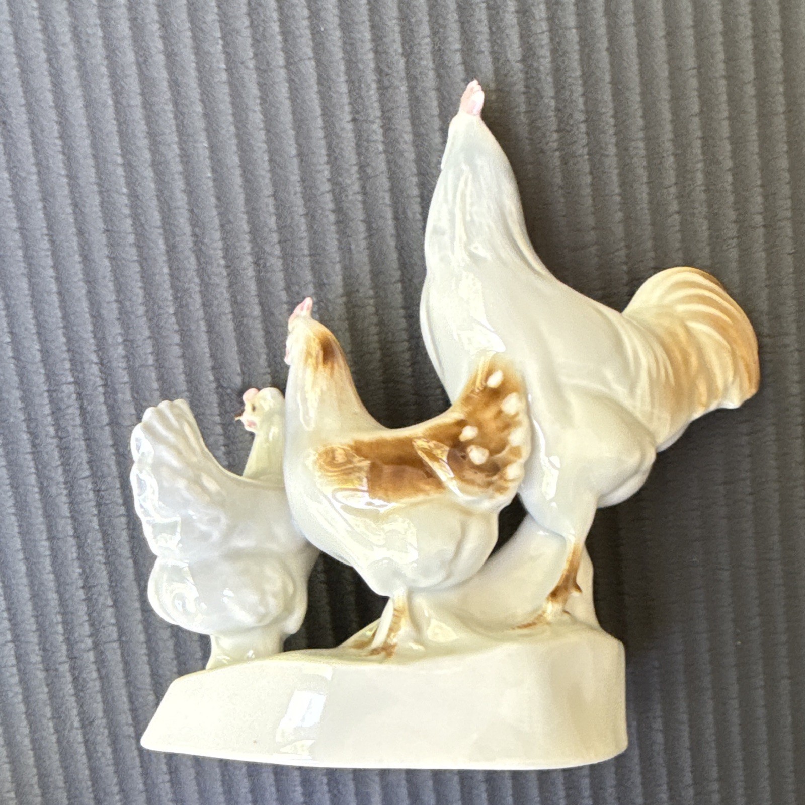 Wagner & Apel Hand Painted Thuringia Porcelain Rooster & Hens Figurine 8094