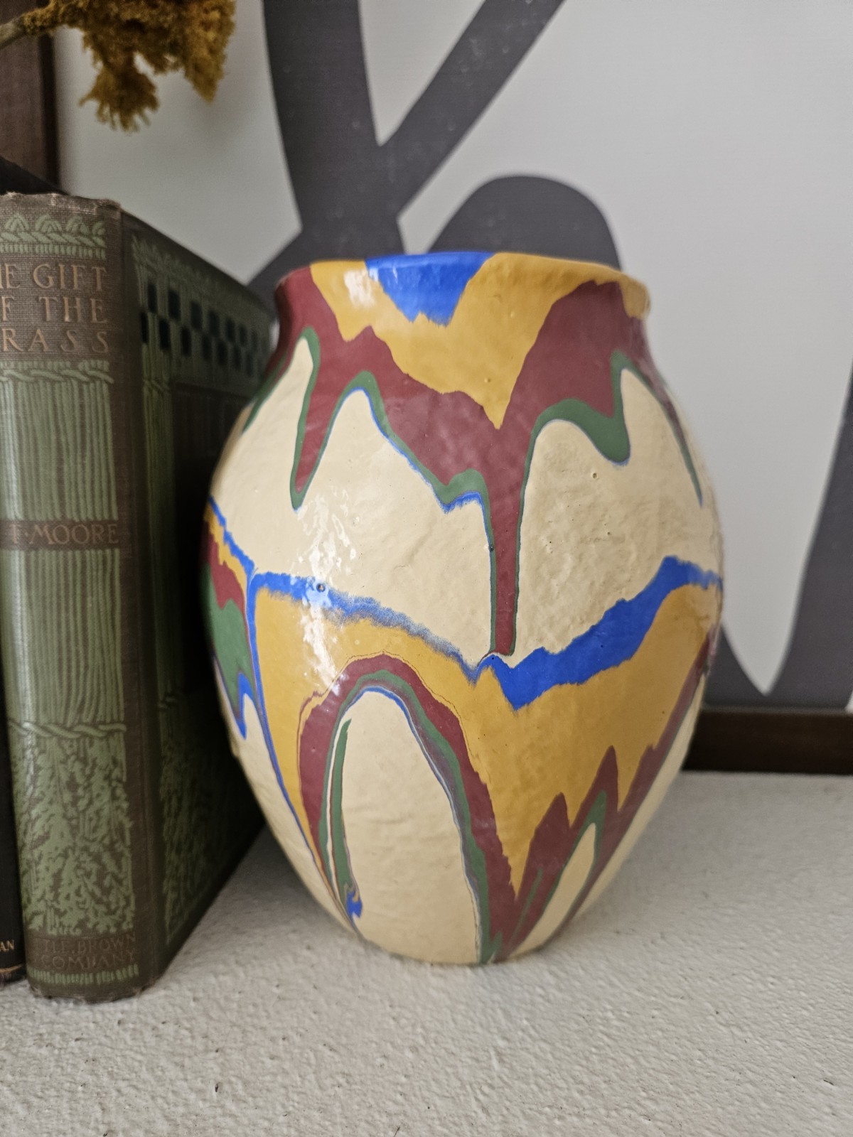 Harold Horine Como-Craft Style Folk Art Vase Ozark Roadside Tourist Drip Pottery