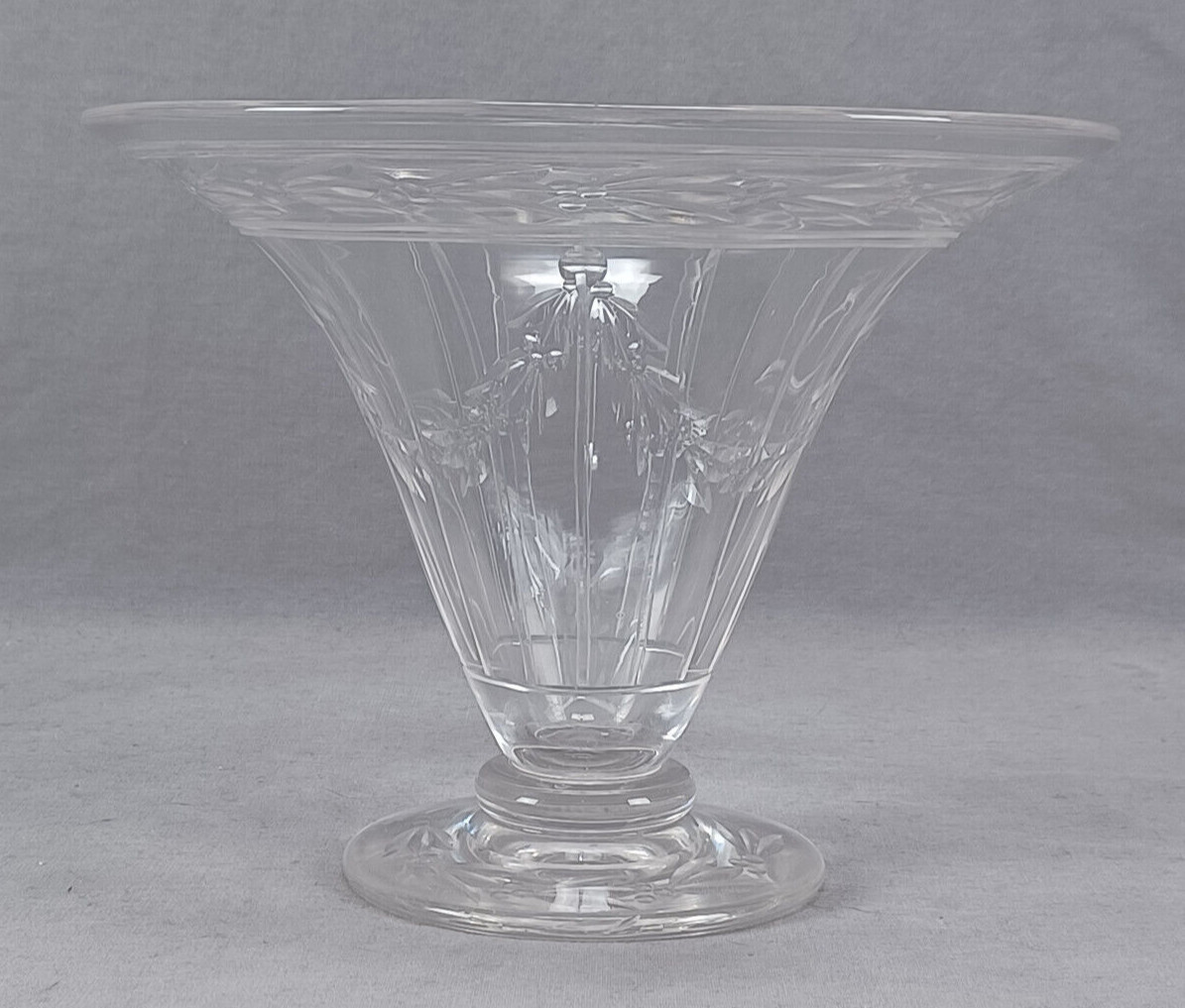 ABP American Brilliant Period Cut Laurel Garlands Vertical Lines 6 1/4 Inch Vase