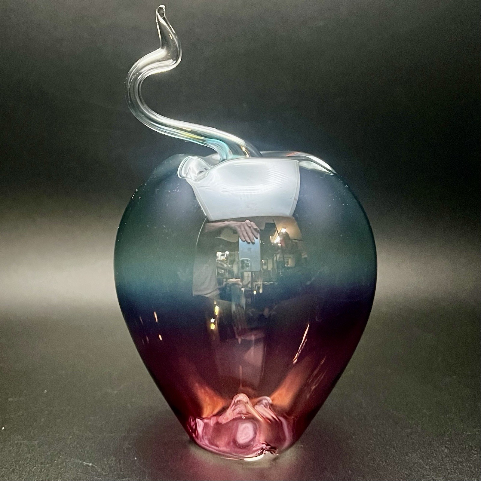 Parise Vetro Italian Hand Blown Art Glass Burgundy Blue Ombré Apple Ornament