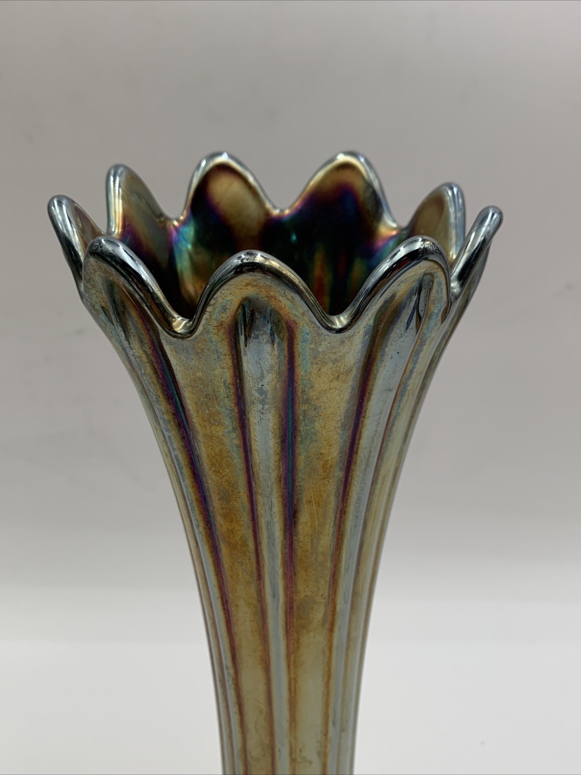Northwood Carnival Glass Amethyst Thin Ribbed Vase 10 3/4” Tall 4″ D 3.5″ Base