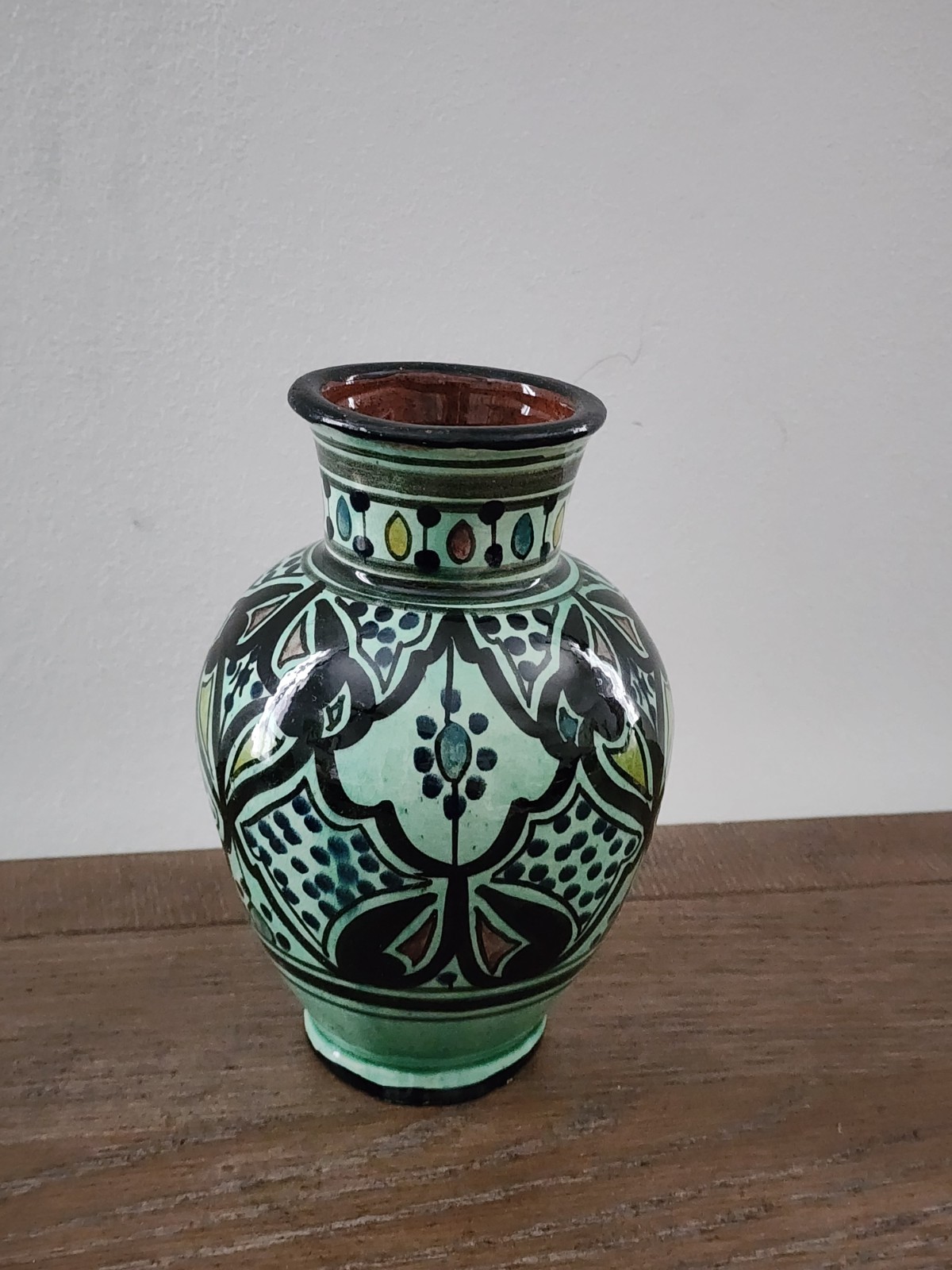 Vintage Signed Safi Moroccan Morocco Hand Painted Glazed Terracotta Vase 6.75″
