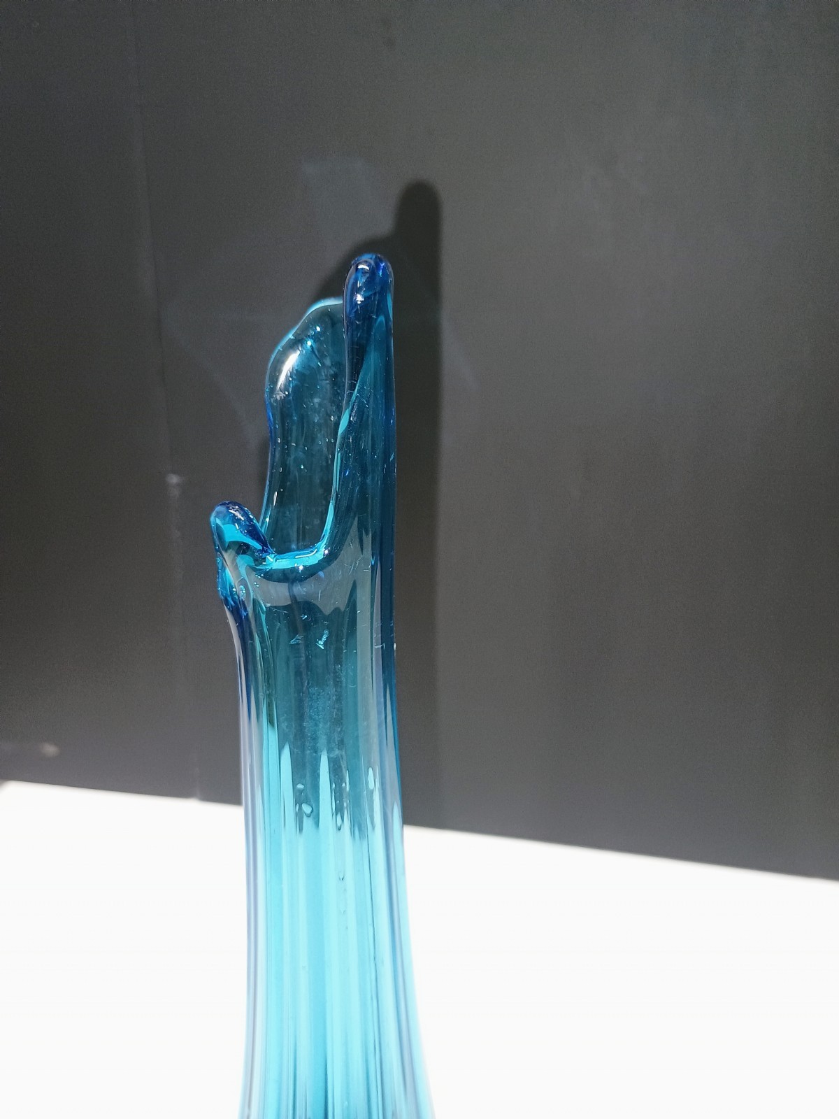 LE Smith Swung Vase Peacock Blue Ribbed Glass 14″ Tall