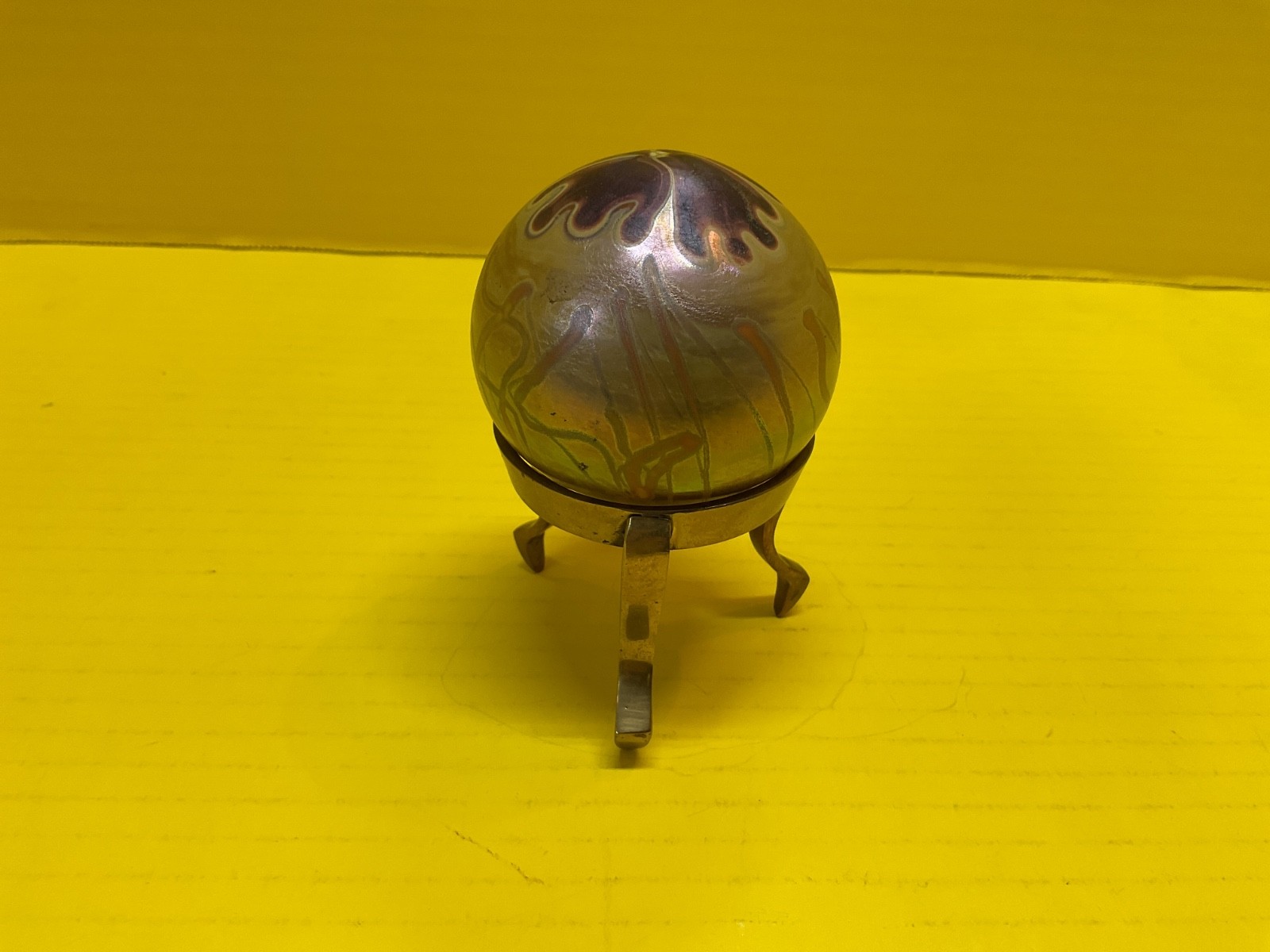 Art Glass Stephen Fellerman Hand Blown Signed Irridescent Paper Weight & Stand