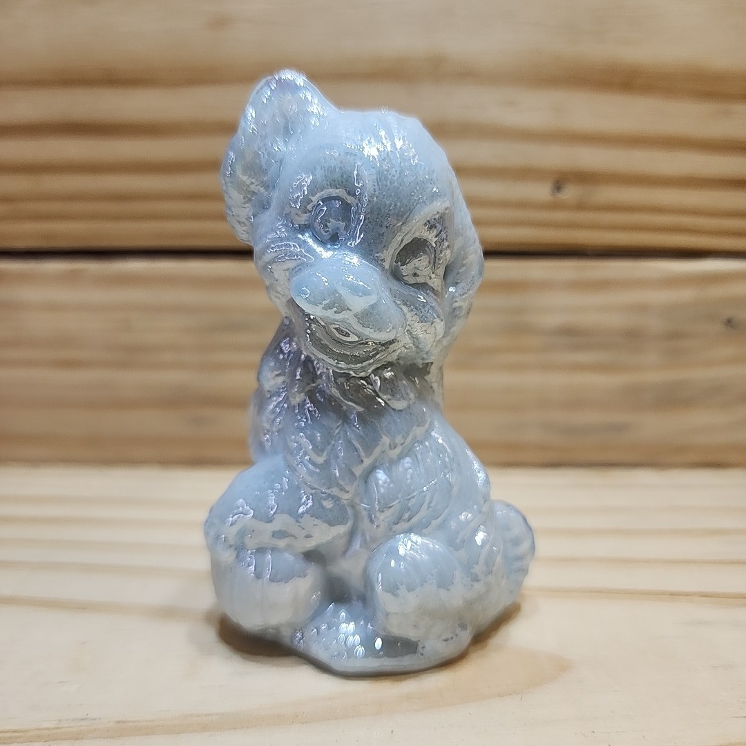 Boyd Art Glass Skippy The Dog In Olympic White Carnival