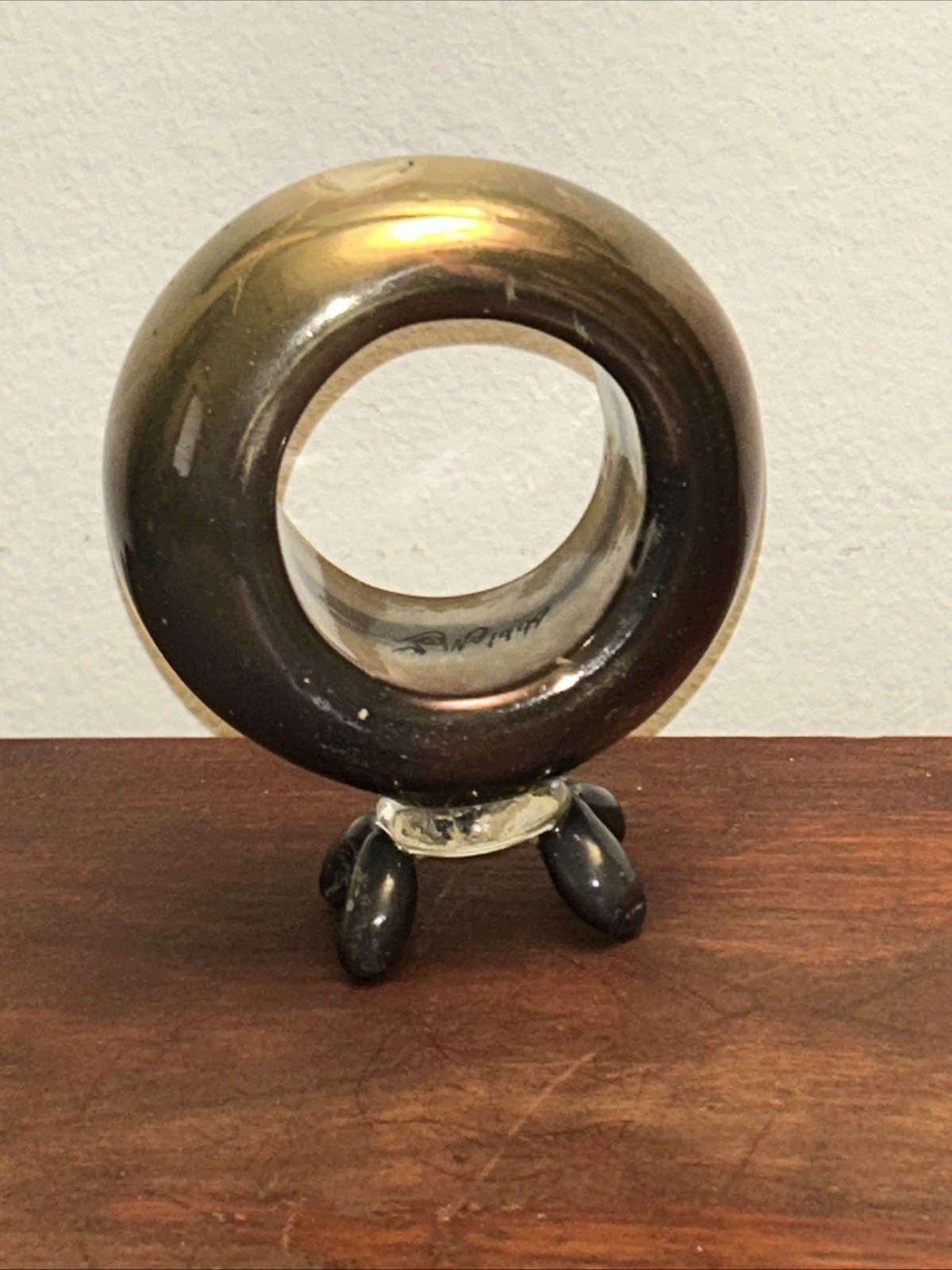 Amazing Donut Shape ArtGlass w/4 Feet