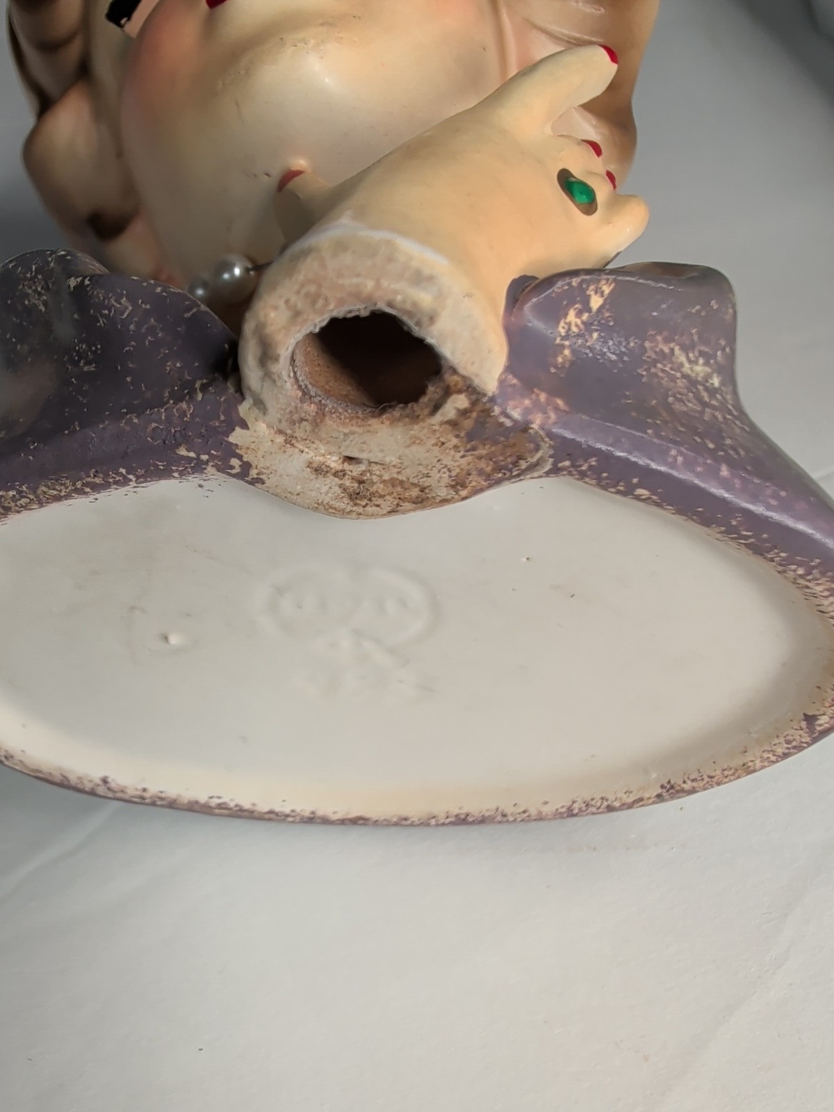 Rubens Lady’s Head Vase #483 Pearl Necklace Earrings Purple Top Scratches Chips