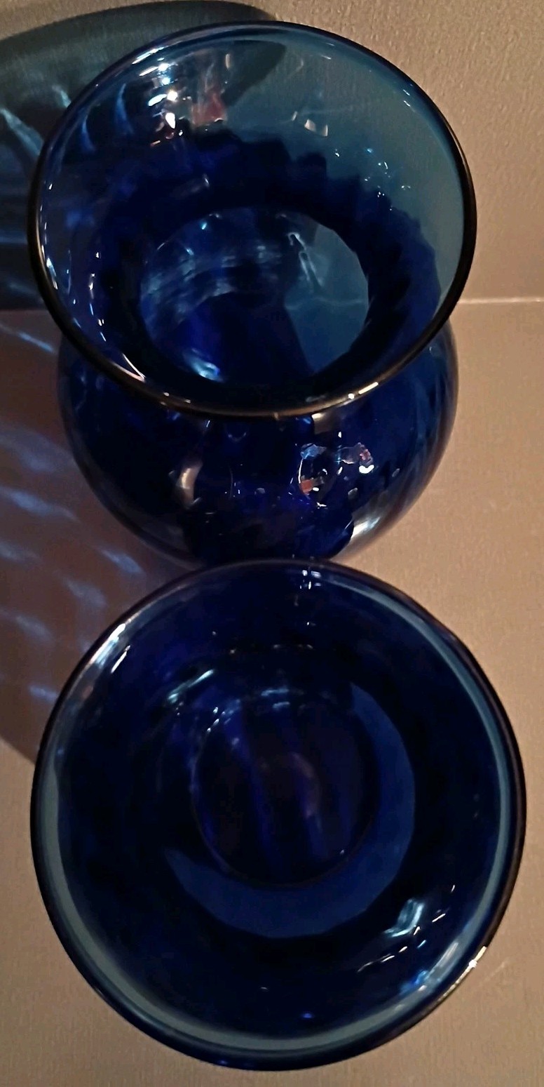 Vintage Pair Of Cobalt Blue Glass Vases 5.5″ Tall 2.75″ Dia Optic Swirl Perfect!