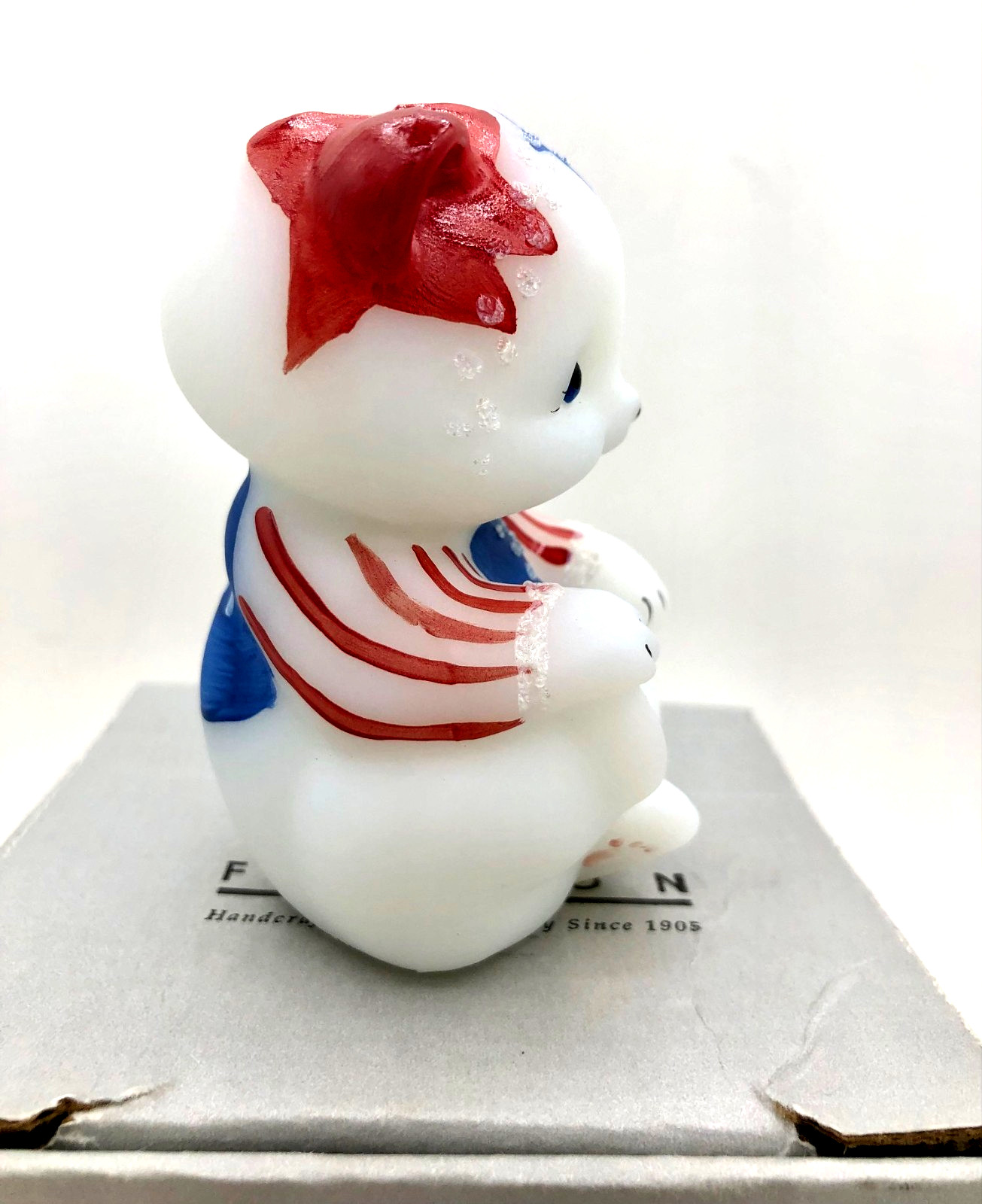 Vintage Fenton Glass Stars and Stripes Patriotic USA Signed Bear Figure Box, COA