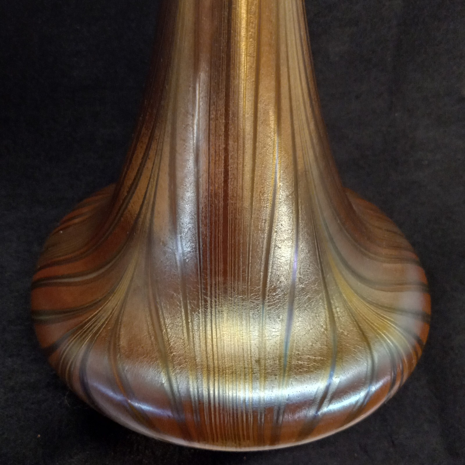 Vintage Stuart Abelman Iridescent Studio Art Glass Jack In The Pulpit Vase 18 “