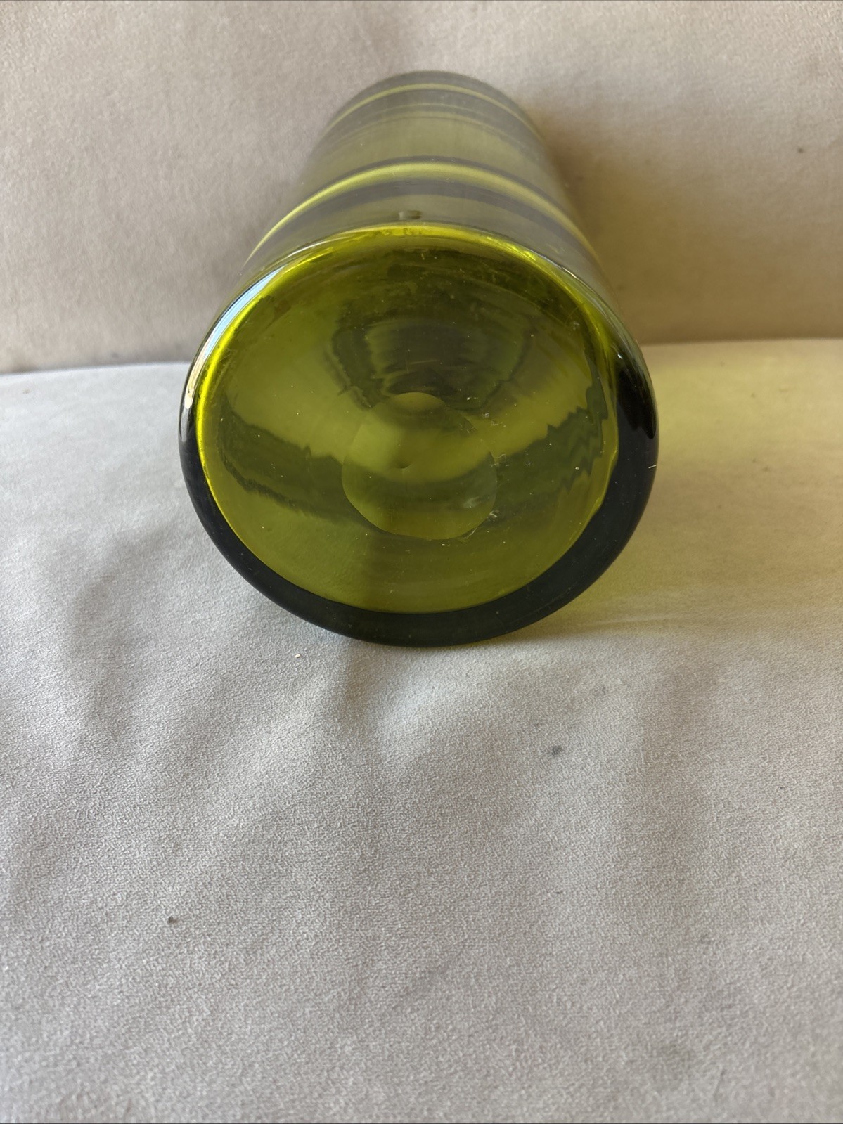 Murano Art Style Chartreuse & Olive Hand Blown Thick Glass Vase 10” X 5”