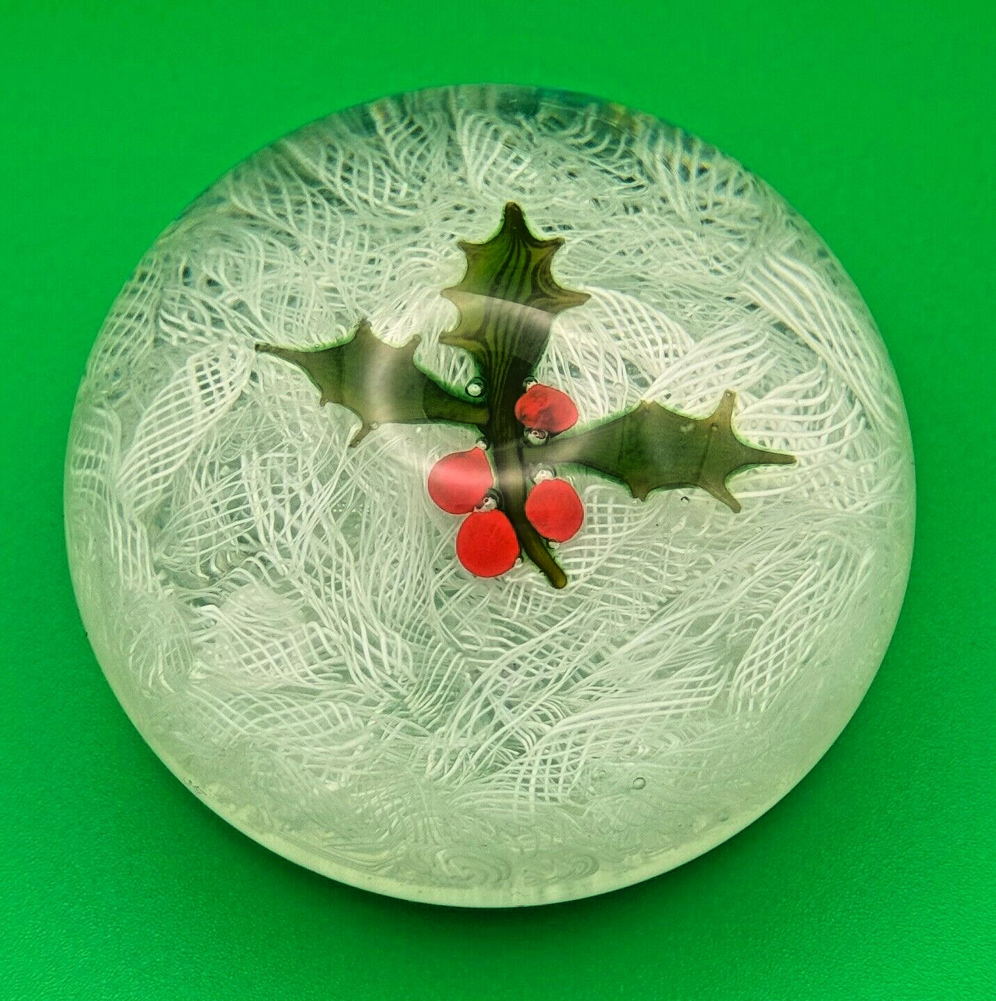 Perthshire Paperweight Holiday Christmas Holly Berries Latticinio Lace 1971