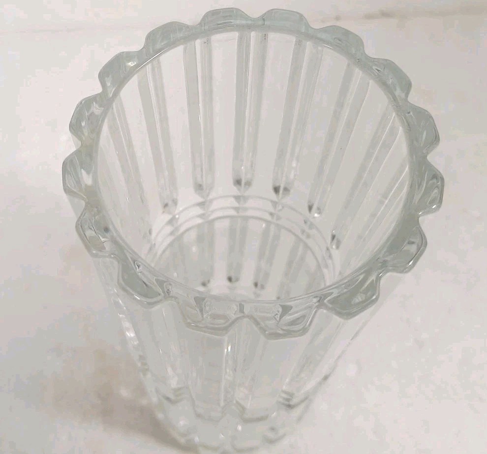 Montparnasse by Cristal D’Arques-Durand 9″ Clear Vase Heavy