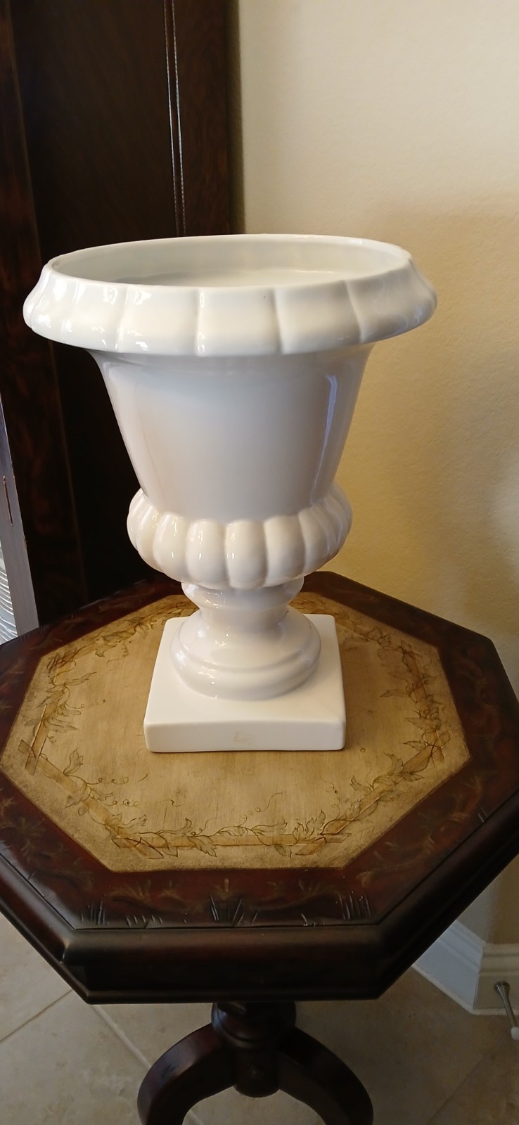Large Vintage Haeger White Trophy Vase – 15 1/2 x 12 1/2