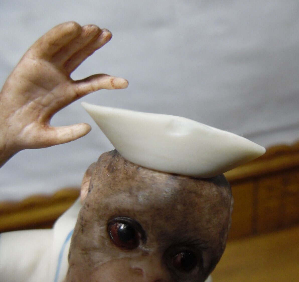 Cybis Circus Monkey Bosun Figurine – One Toe Broken Off – 5 3/4″