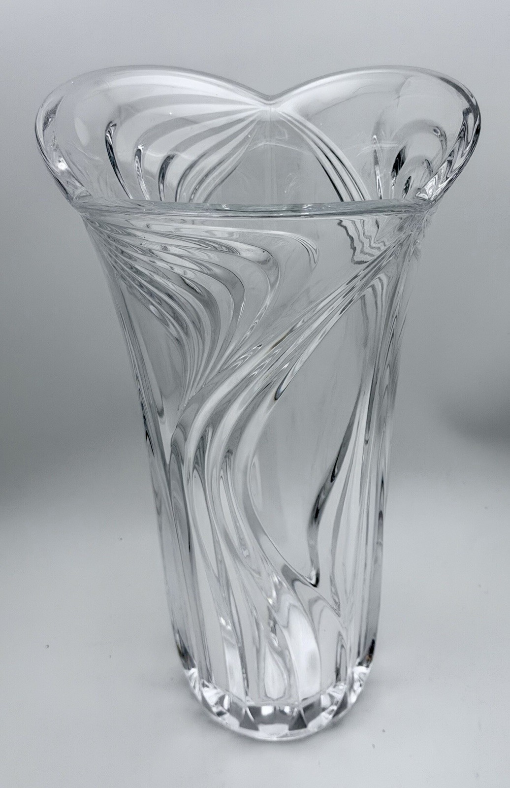 VTG Block Crystal Horizon 12″ Flower Vase Clear Swirl Cut Scalloped Rim Heavy