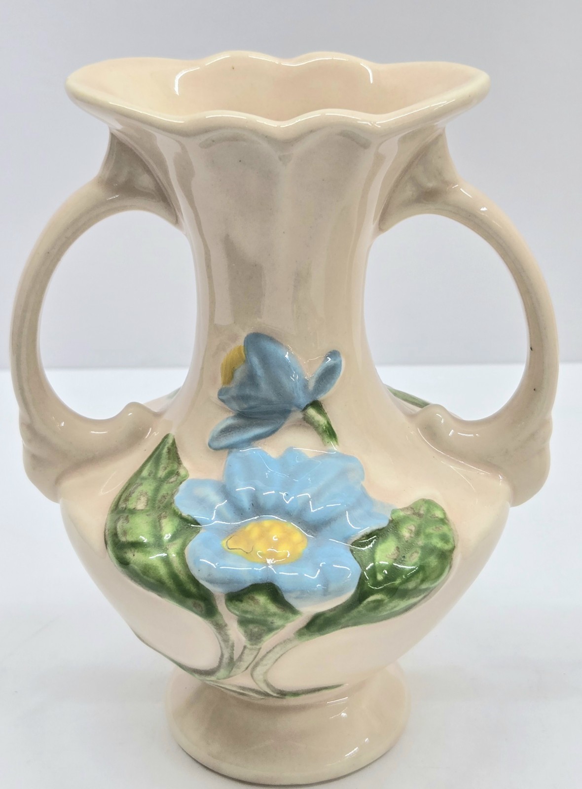 Vintage HULL ART Double Handle Light Pink Blue Magnolia Vase 5.5″See Photos