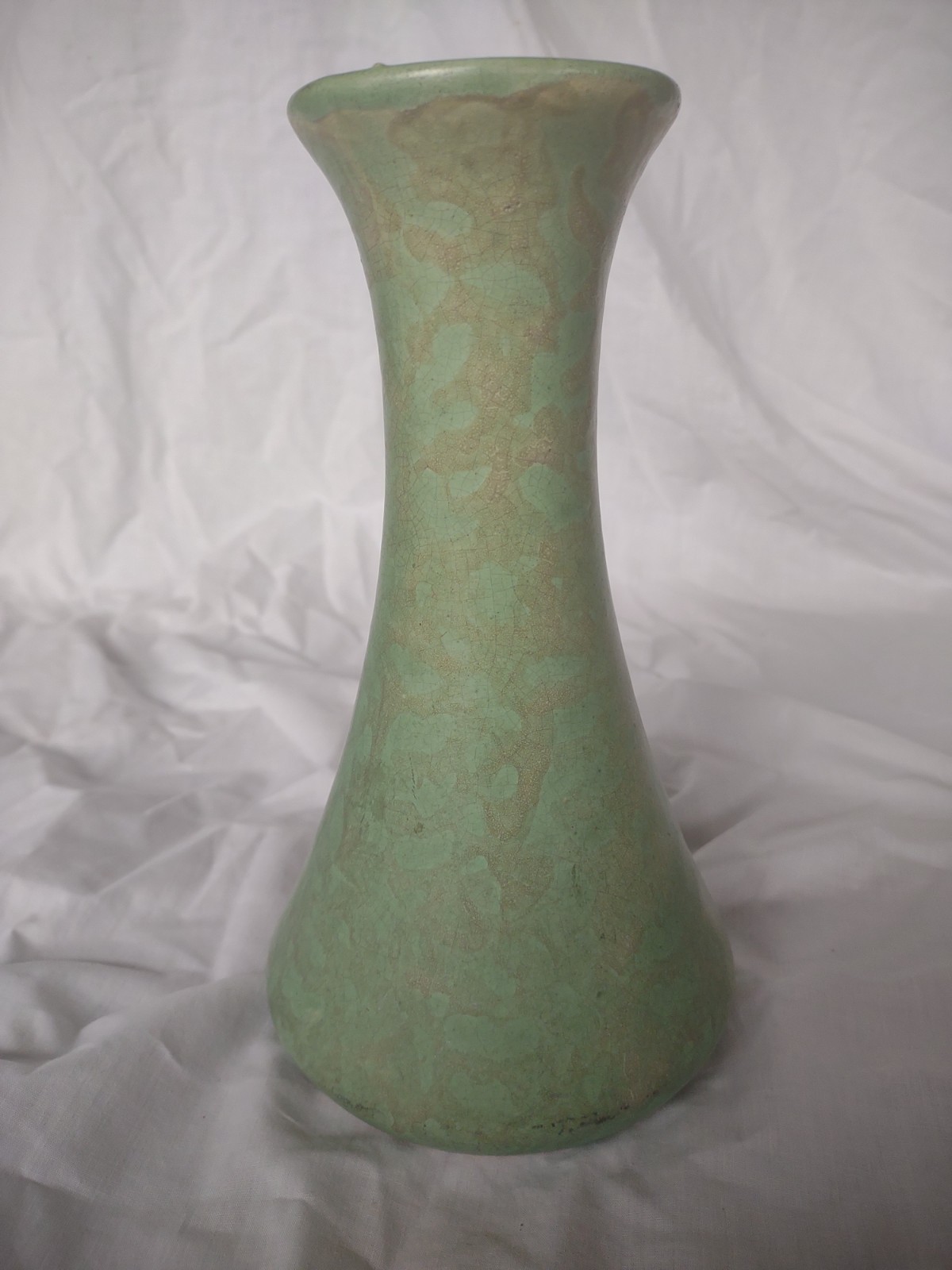 Brush McCoy Vase Vellum Mottled