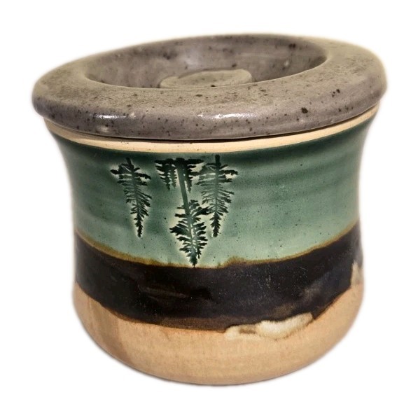 Julia E Dean Studio Pottery Pine Tree Candle Holder Jar w/Lid Cabin Decor 3 3/8″
