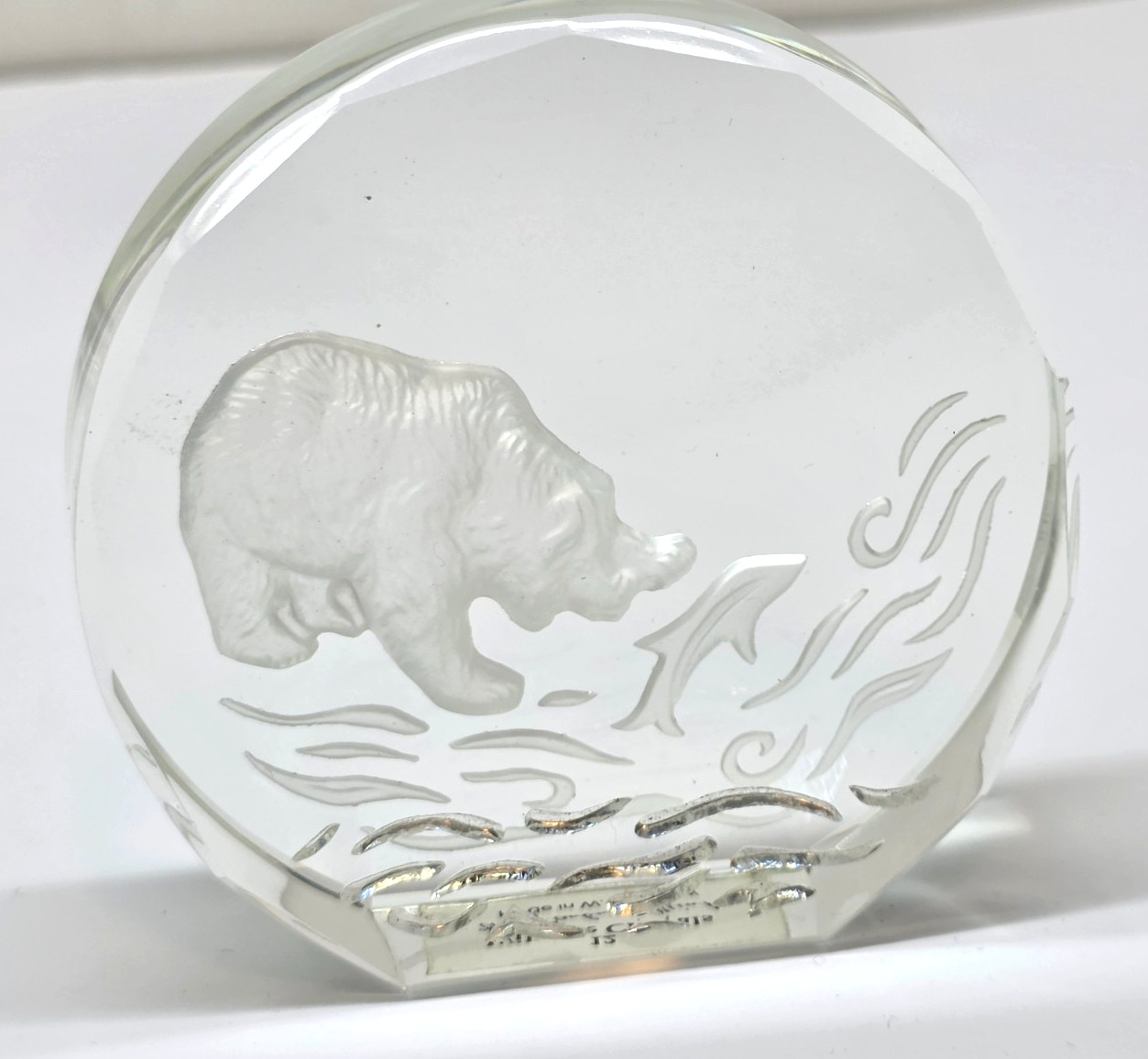 Danbury Mint Wildlife Crystal Paperweight Grizzly Bear Animal